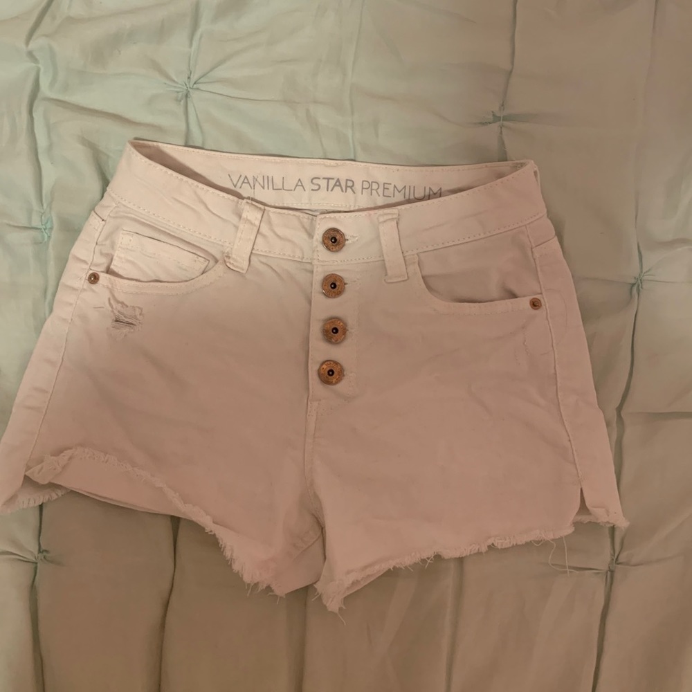 VANILLA STAR PREMIUM TILLYS WHITE DENIM SHORTS